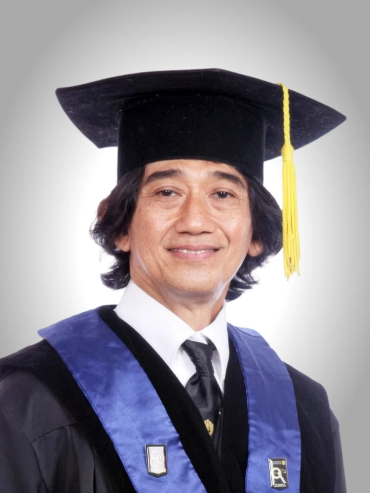 Prof. Dr. Drs. Benyamin Kusumoputro., M.Eng.